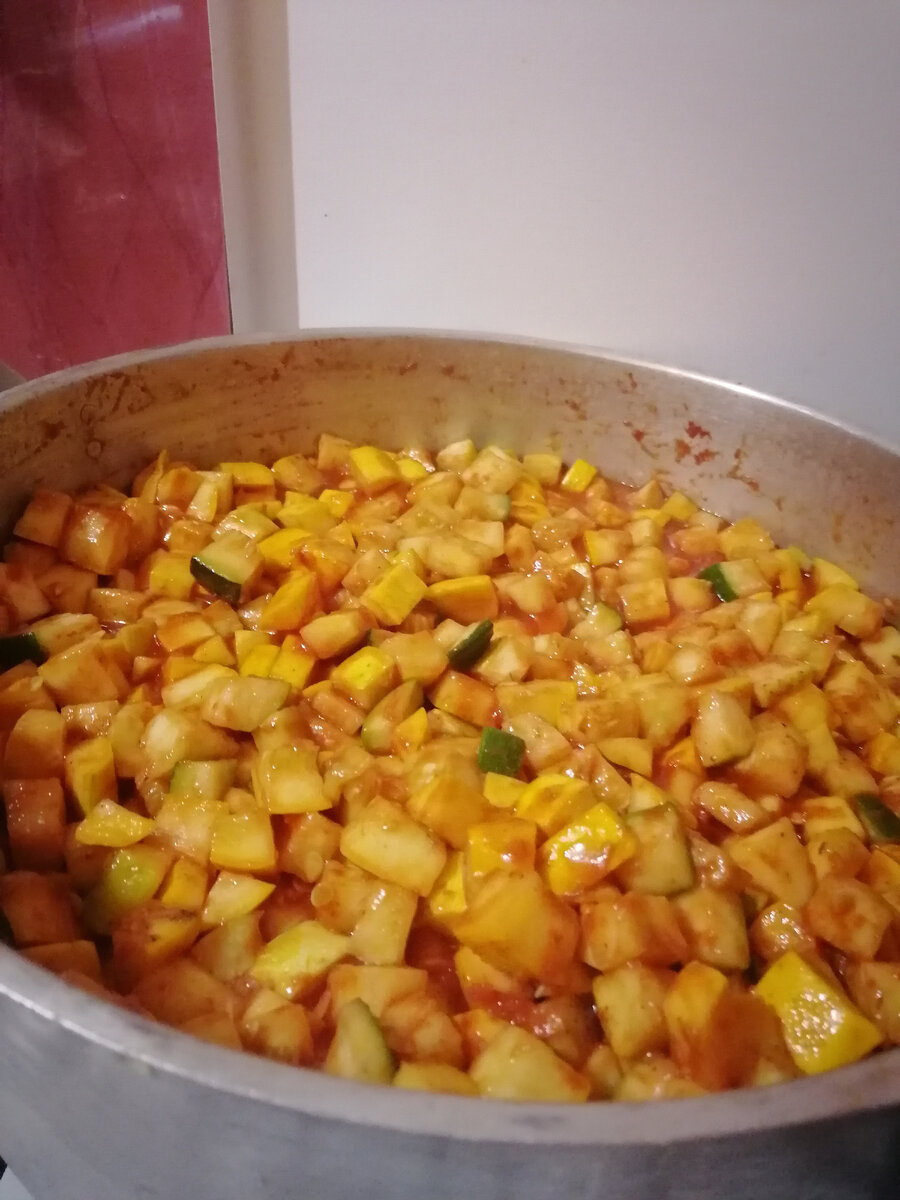 Осели, ставлю варить на 25-30мин.Потом добавить уксус, ещё 5-10 мин и по стерилизованным банкам. 