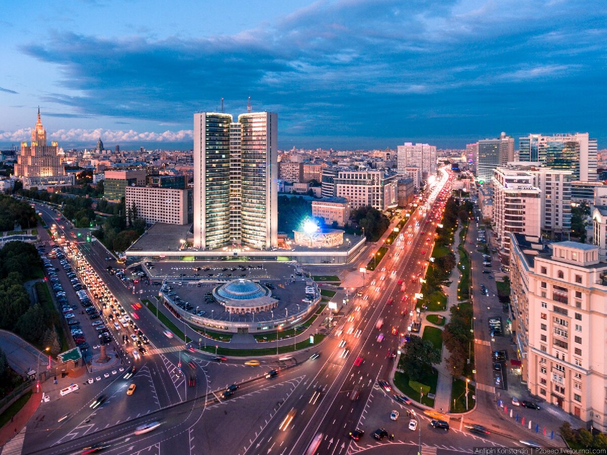 Улица новая москва. Новый Арбат, Москва. Ул Арбат новый Арбат. Арбатский проспект в Москве. Новый Арбат 36 панорама.