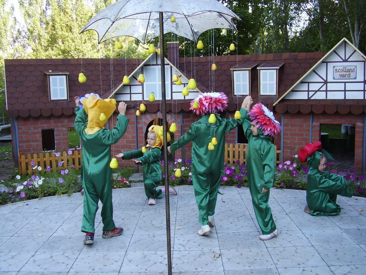 http://pdlada.ru/userfiles/media/zhirnov%20vv/kindergarten/184/p9150186.JPG