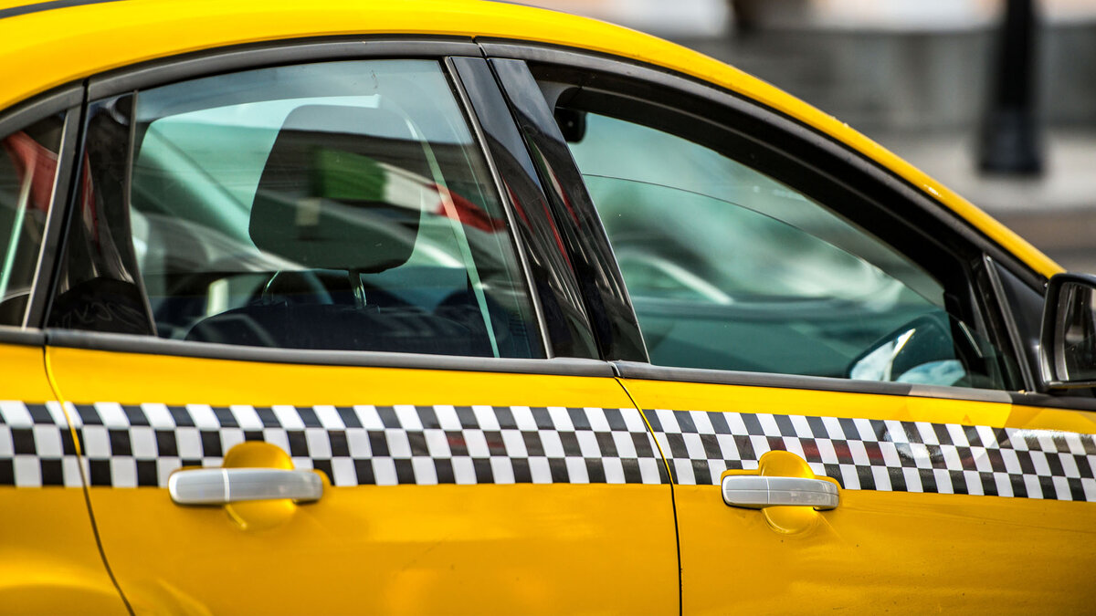 спасибо сайту taxifreet.ru за фото