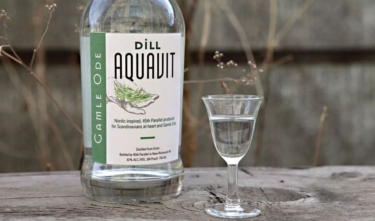 Рецепт приготовления норвежской пряной водки - АКВАВИТ | Напитки и ...