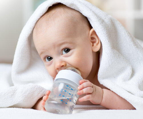 Мало грудного молока: причины недостаточной выработки молока у женщины