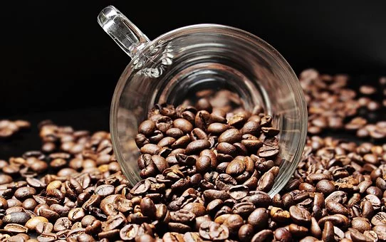 https://pixabay.com/photos/coffee-beans-coffee-cup-cup-coffee-2258839/