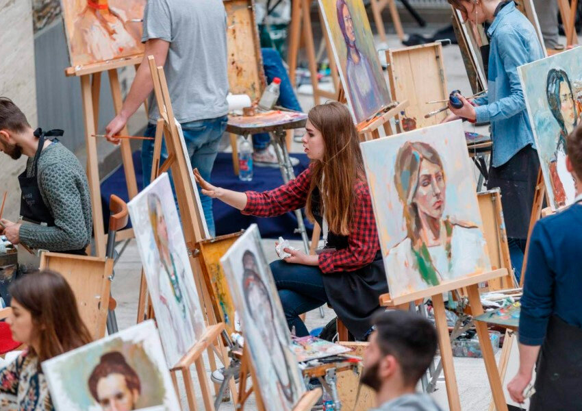 Как называется место где рисуют художники