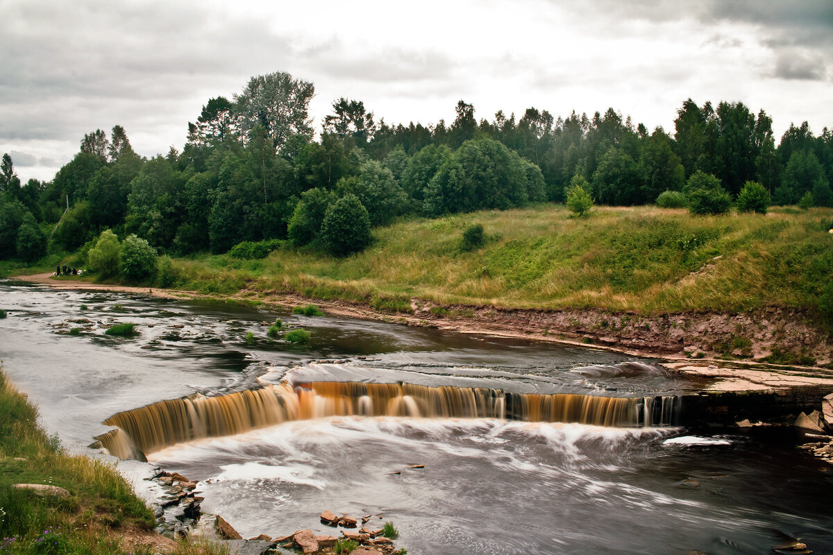Река тосна. Саблино водопады. Тосненский водопад. Тосненский водопад в Ленинградской области. Большой Саблинский водопад.
