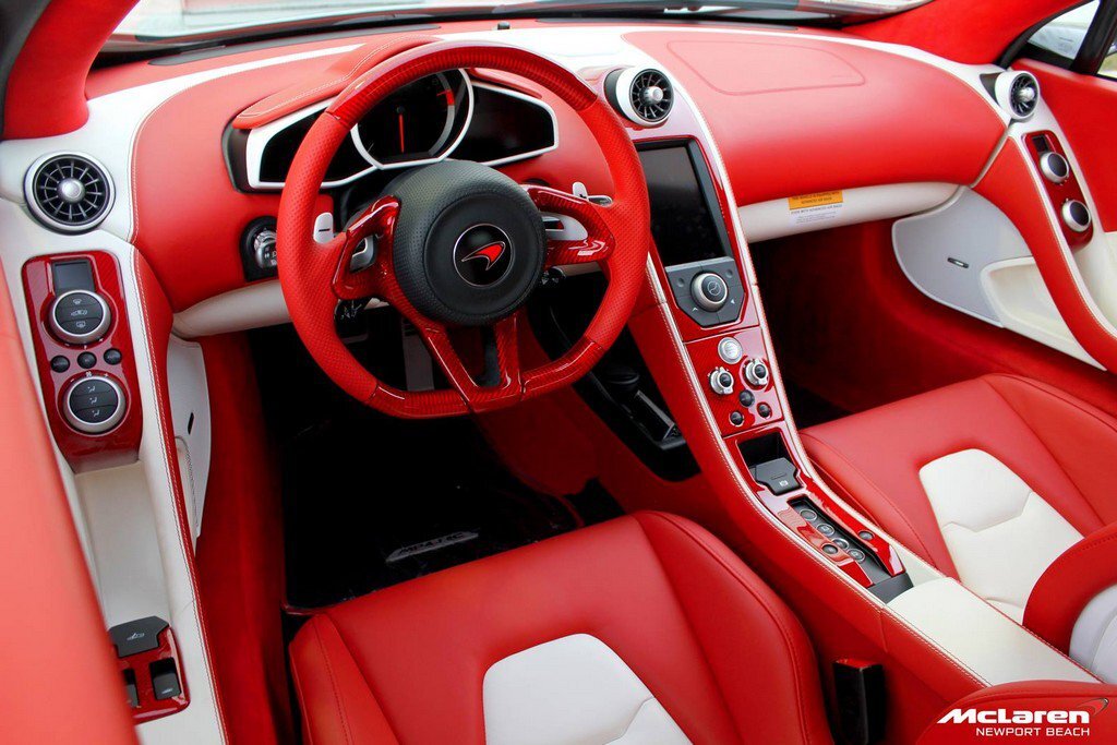  MP4-12C 