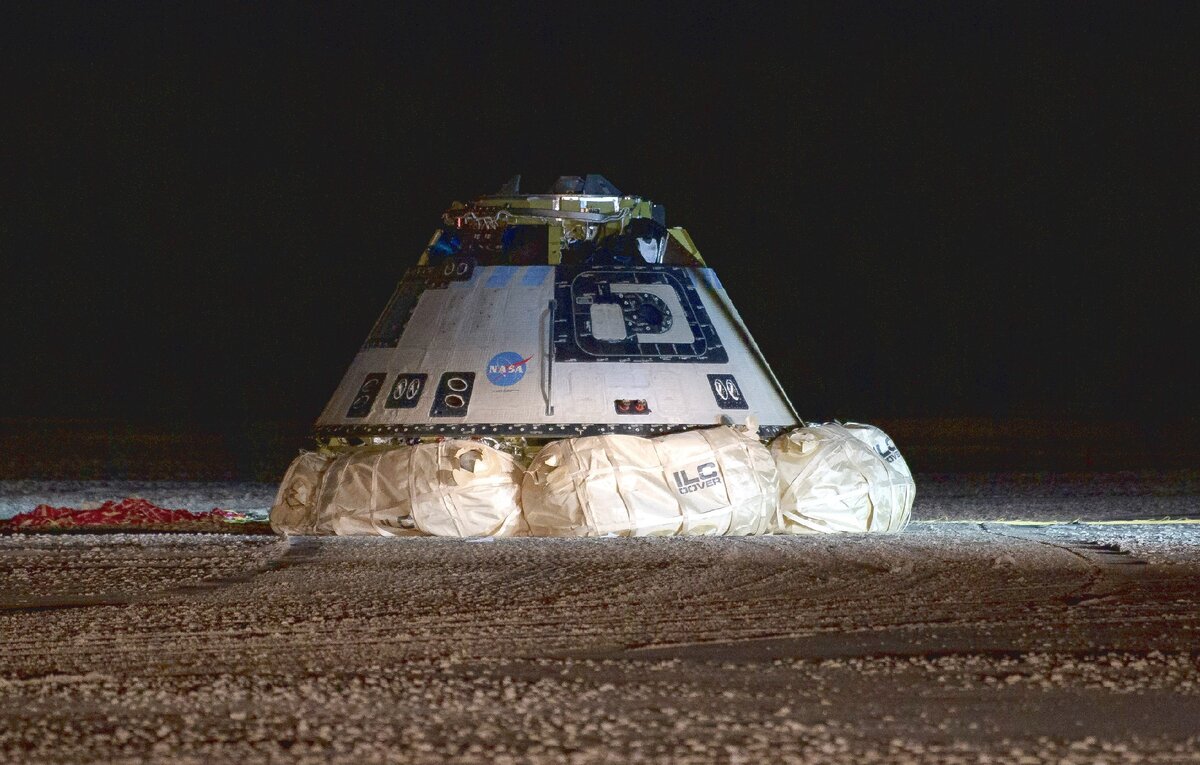 Starliner после приземления.