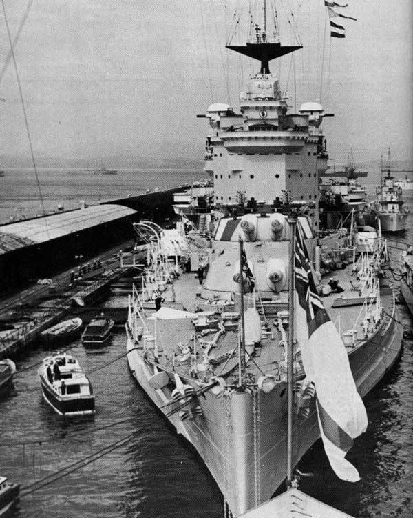 «Уорспайт» в доках