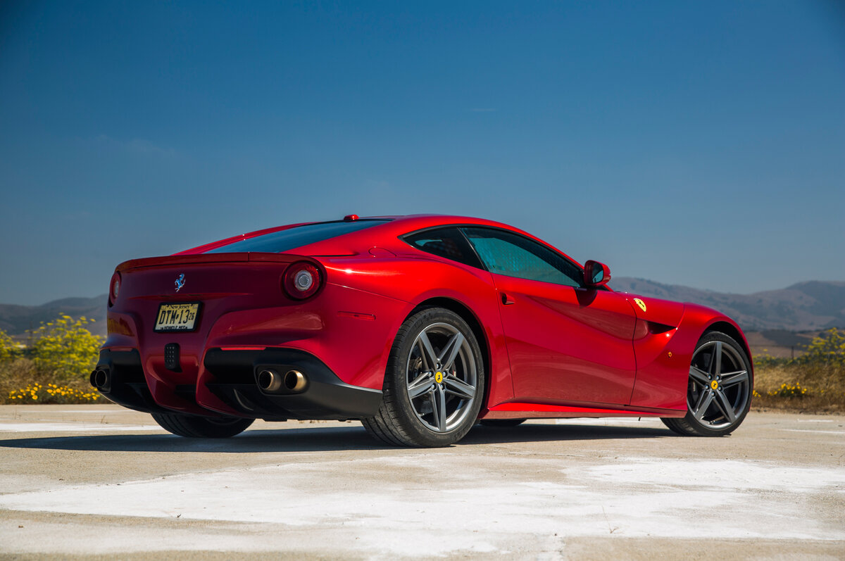 Ferrari f12 Berlinetta TRS