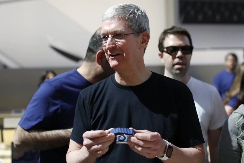 Тим Кук считает Apple Watch самым перспективным устройством