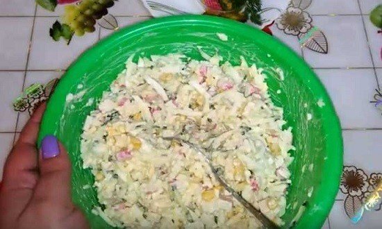 Крабовый салат (99 рецептов с фото) - рецепты с фотографиями на Поварёirhidey.ru