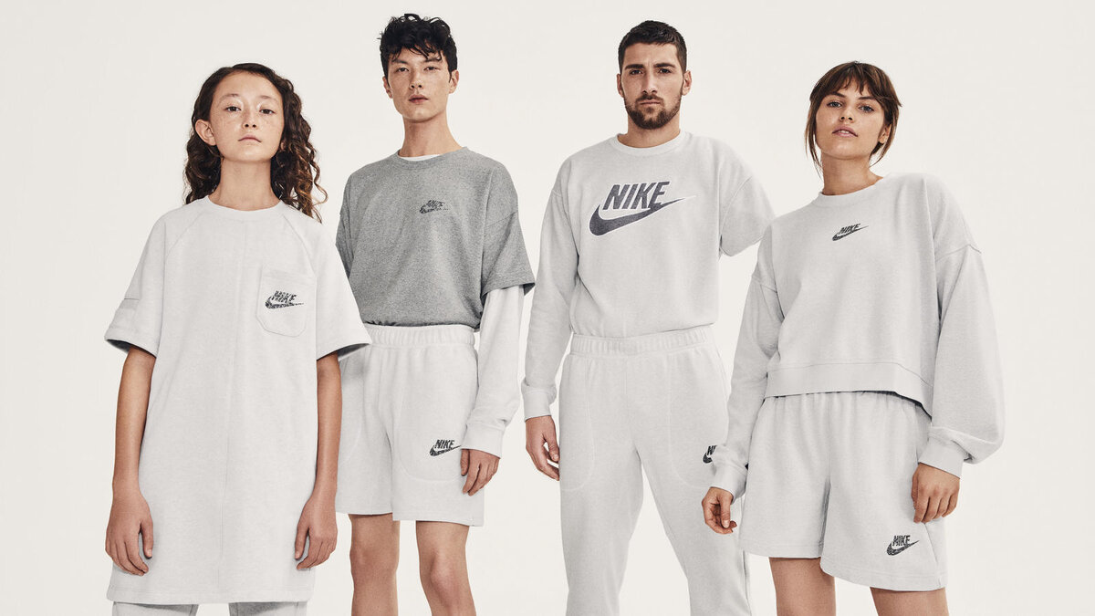 
Nike