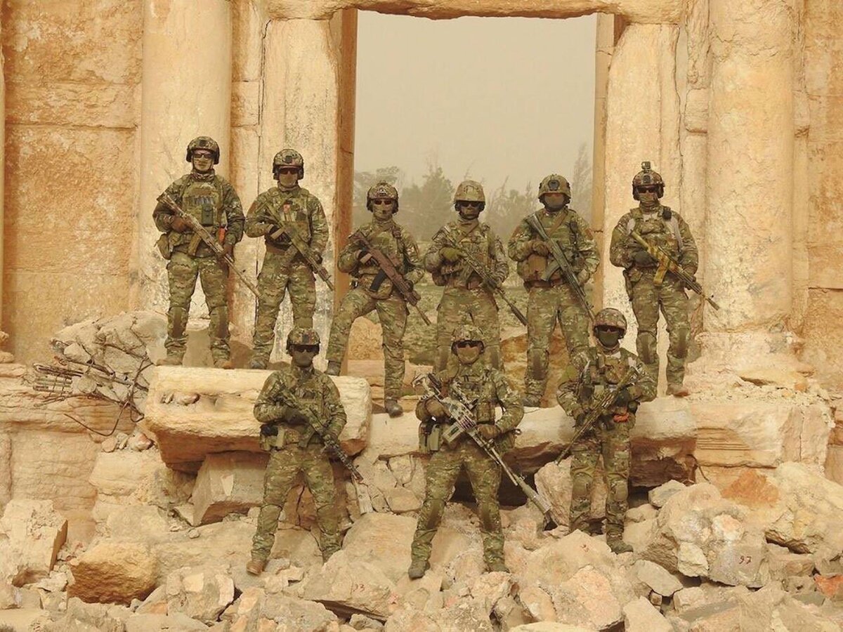 НА бойцах отечественная форма одежды. Источник: https://vk.com/oruzhie_tekhnika_armiya