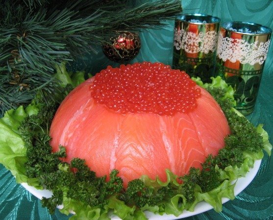  
 
Для такого королевского салата (торта) нам понадобятся: 