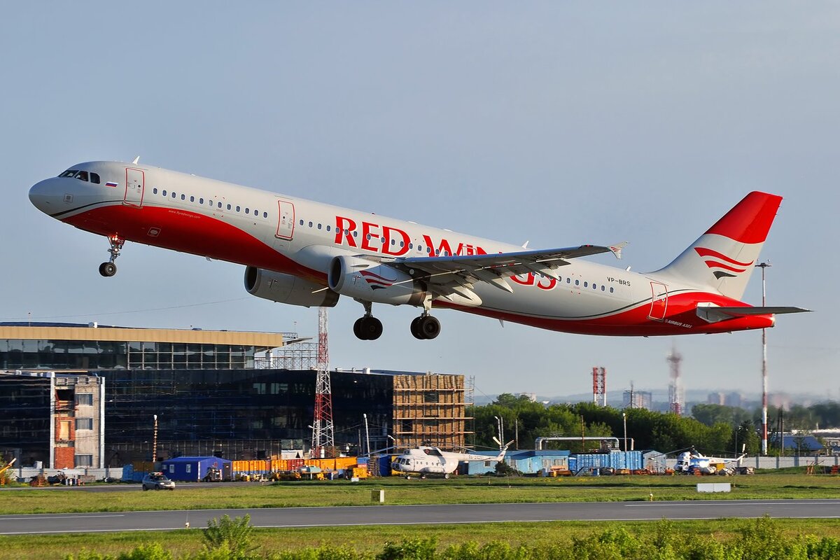 Airbus a321 Red Wings
