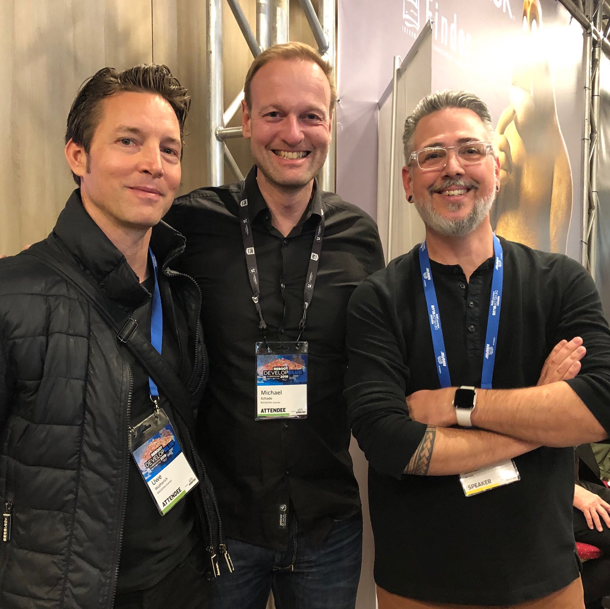 Слева направо: креативный директор Rockfish Уве Вютерих, Schade и арт-директор Bungie Джейсон Сассман на Reboot Blue 2019.