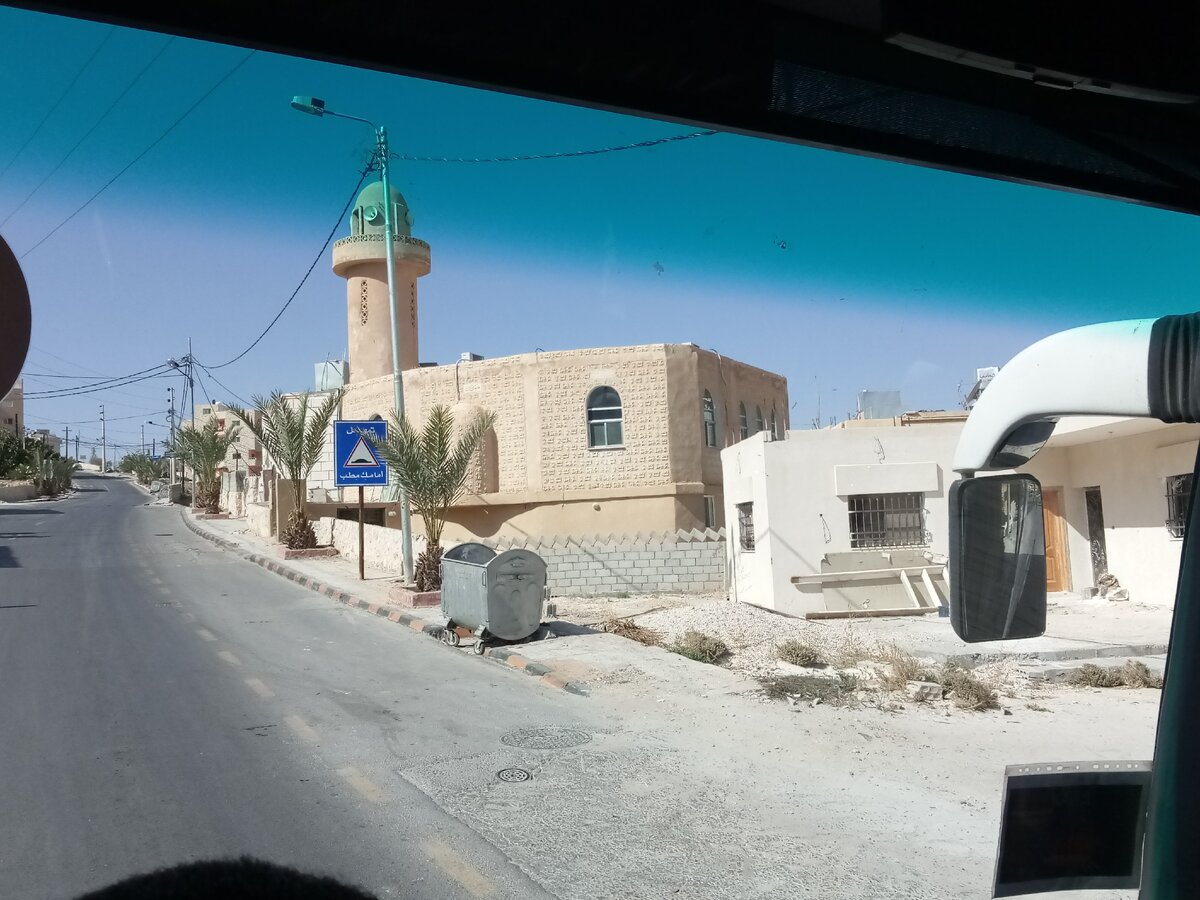 Улица в деревне Вади-Муса