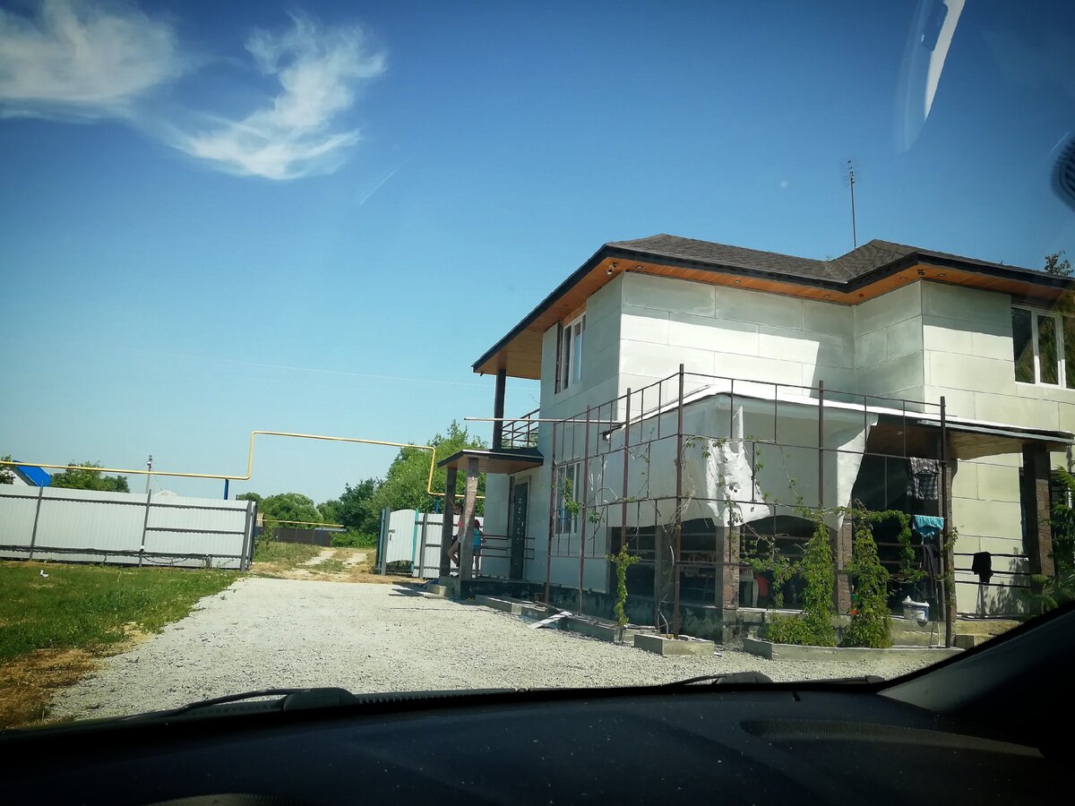 Мой домик, почти всегда под солнцем