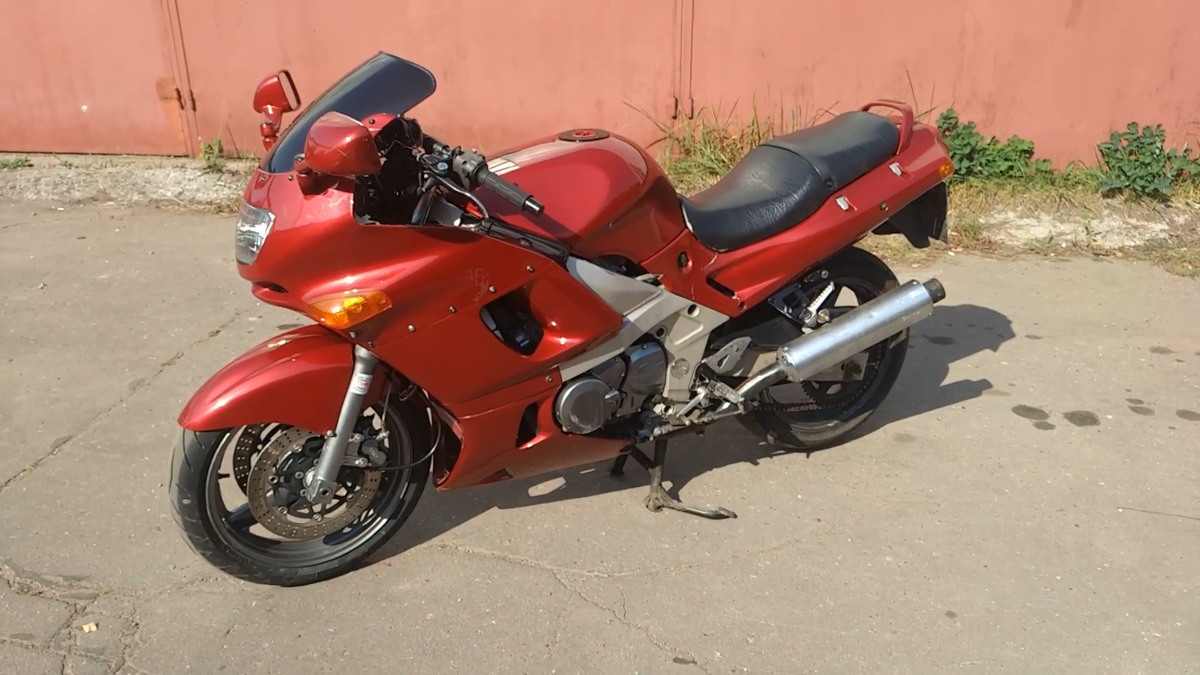 Kawasaki ZZR 400 2 в РАЗБОРЕ