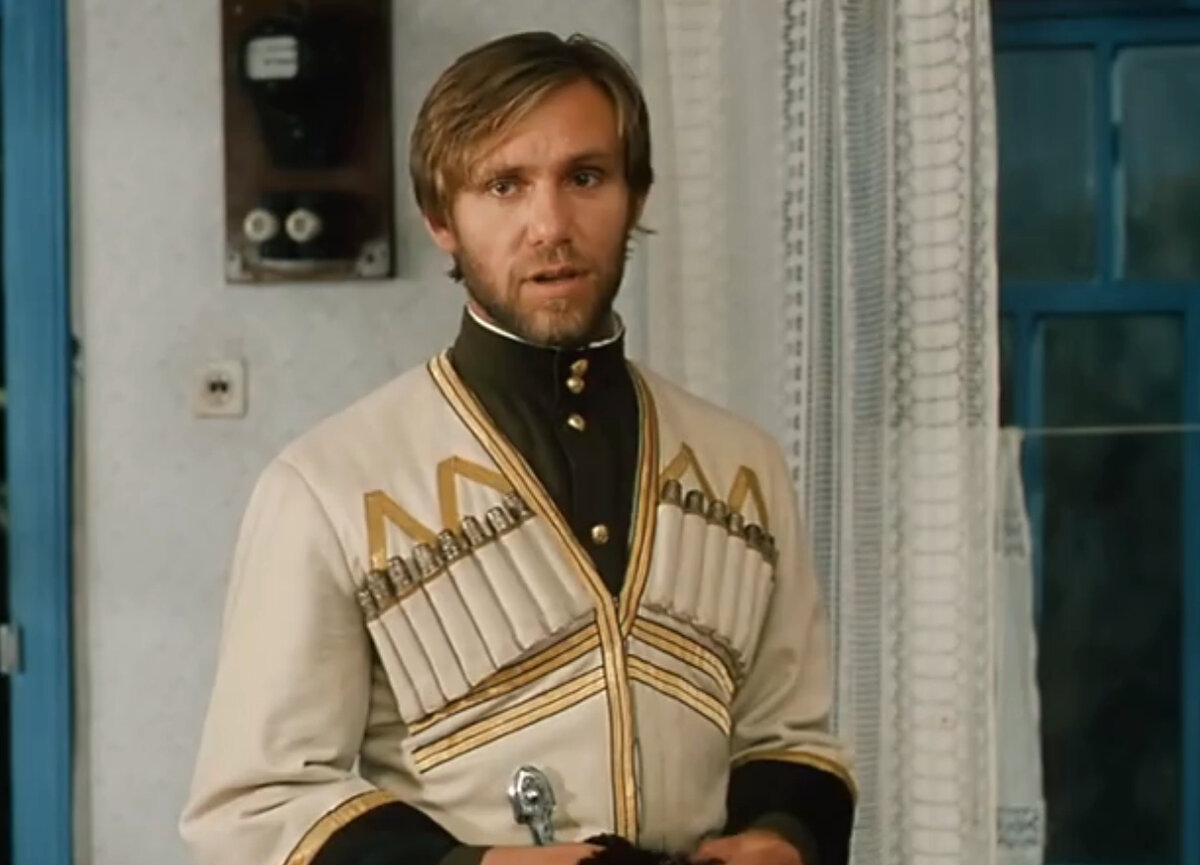 Андрей Егоров в роли Андрея Подобеда. Кадр из кинофильма "Время танцора", 1997 г., режиссер Вадим Абдрашитов, сценарист Александр Миндадзе, композитор Виктор Лебедев (скриншот для иллюстрации)