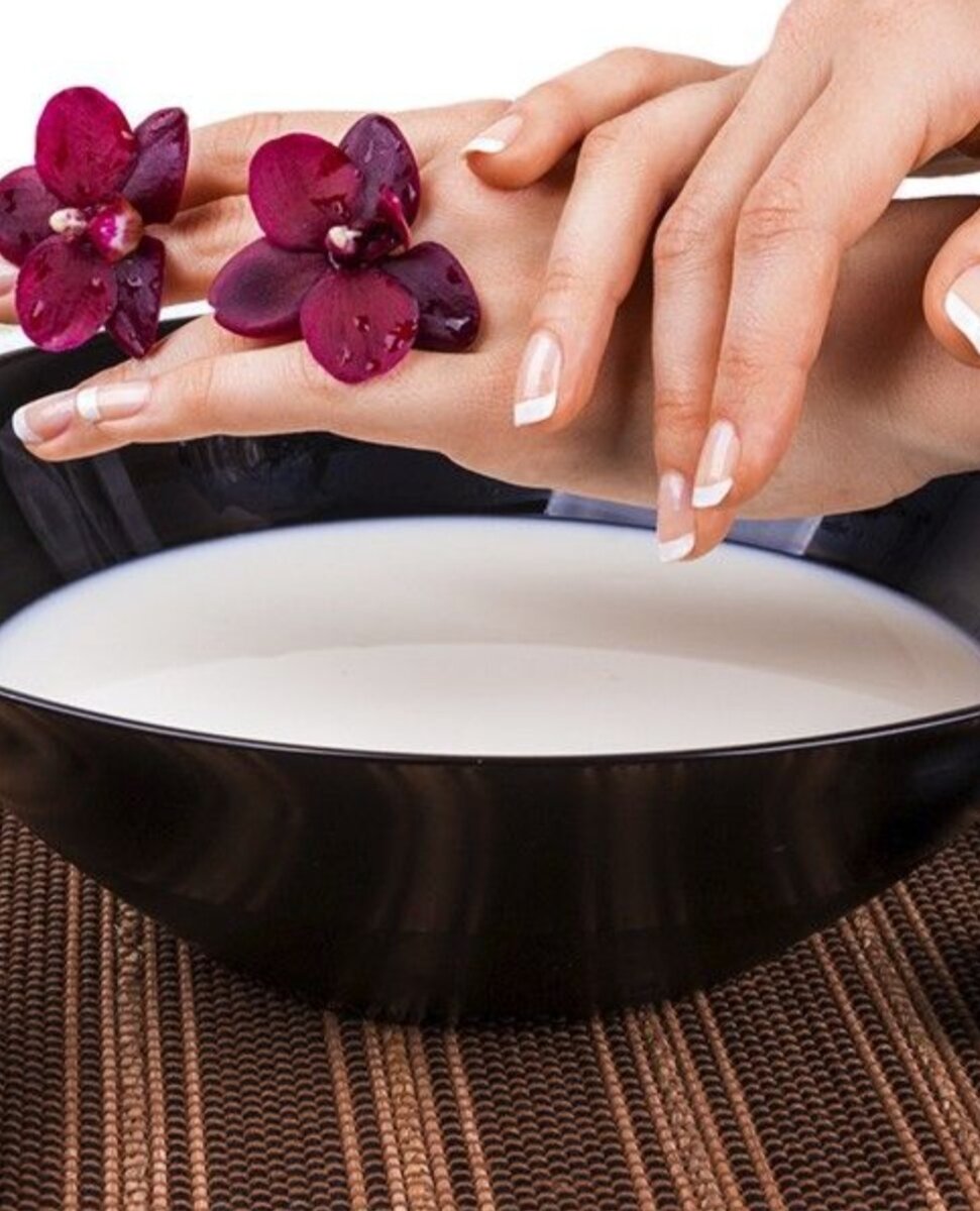 Парафинотерапия -очень комфортная процедура.