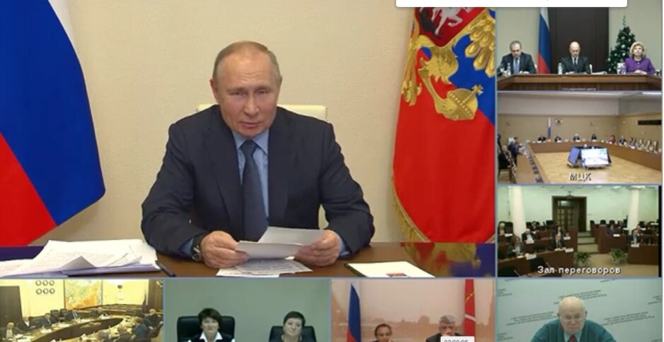 В. Путин на заседании Совета по развитию гражданского общества и правам человека. Скриншот автора.