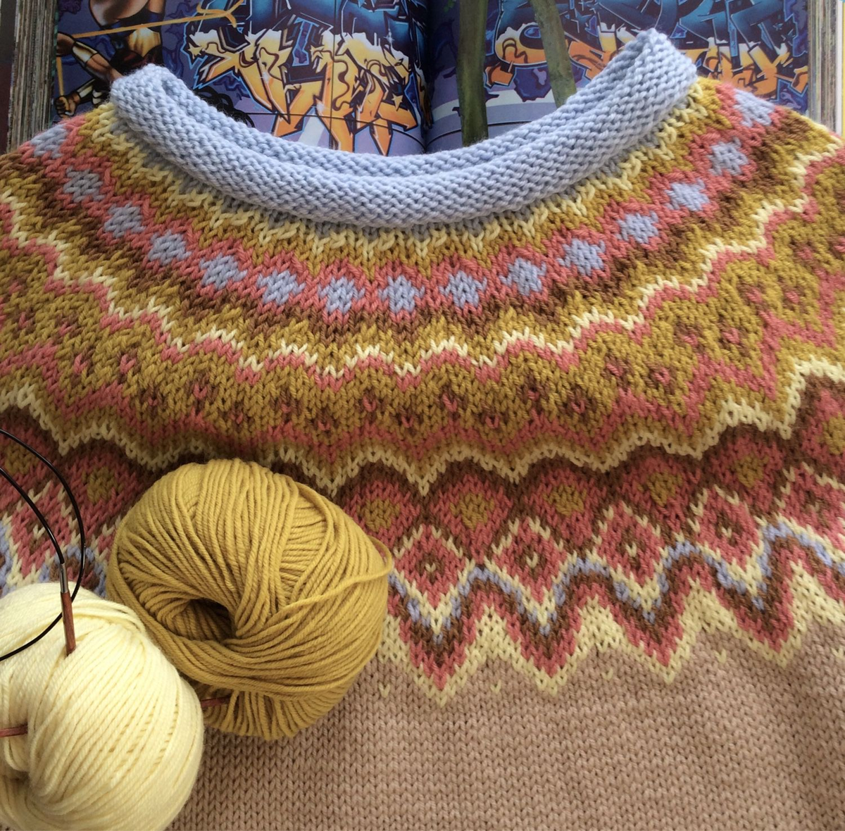 Лопапейса с оленями - вязание исландского свитера по книге Линки Нойманн