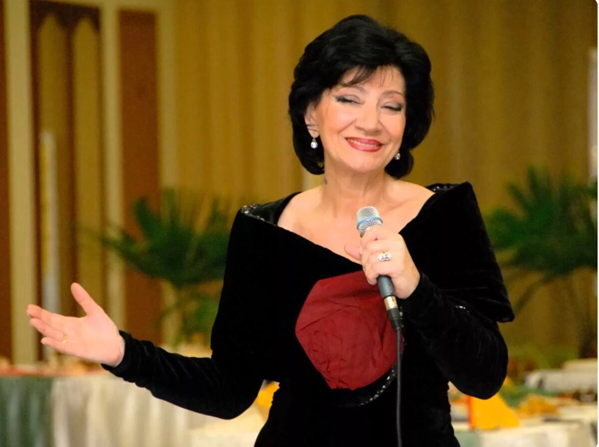 Нани Брегвадзе. Источник:  страница Николая Цискаридзе в ВК.