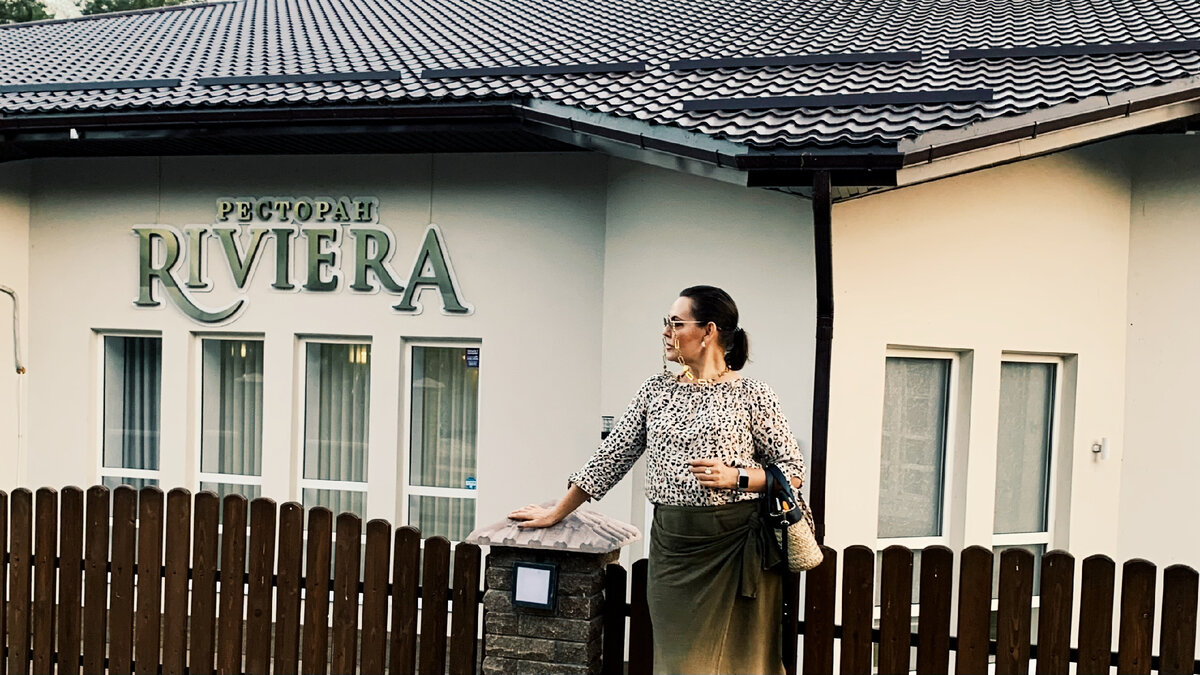 Ресторан "Ривьера" на реке Средний Егорлык в Сальске Ростовской области. Фото автора