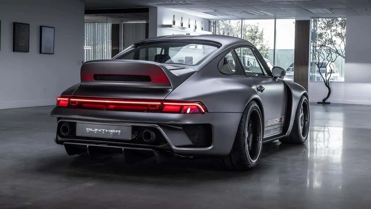 Touring Turbo Edition Coupe