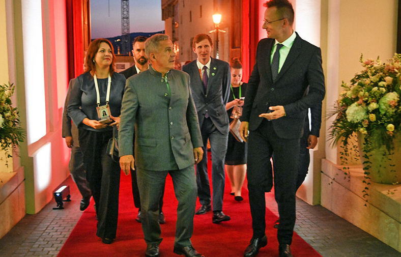 Минниханов в Будапеште со специальной миссией о зерновой сделке