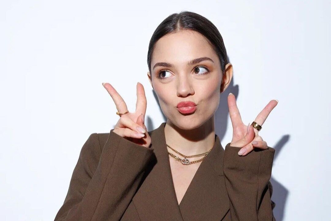     Стало известно, с каким известным фигуристом встречается Евгения Медведева