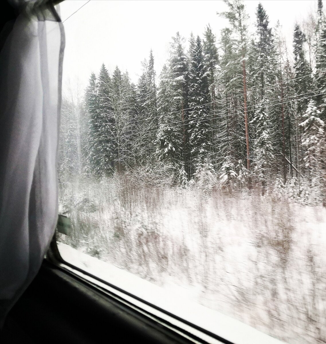 Стук поезда. Поезд стучался в неясную даль и мне вспомнился зимний день. Стучат поезда песня