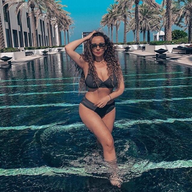 Анфиса Чехова снялась в откровенной фотосессии в Омане instagram.com/achekhova
