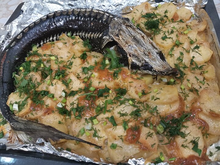 Стерлядь в духовке кусочками. Осетрина запеченная в духовке кусочками. Стерлядь в духовке кусочками. Осетрина запеченная в духовке кусочками. Осётр в духовке кусочками.