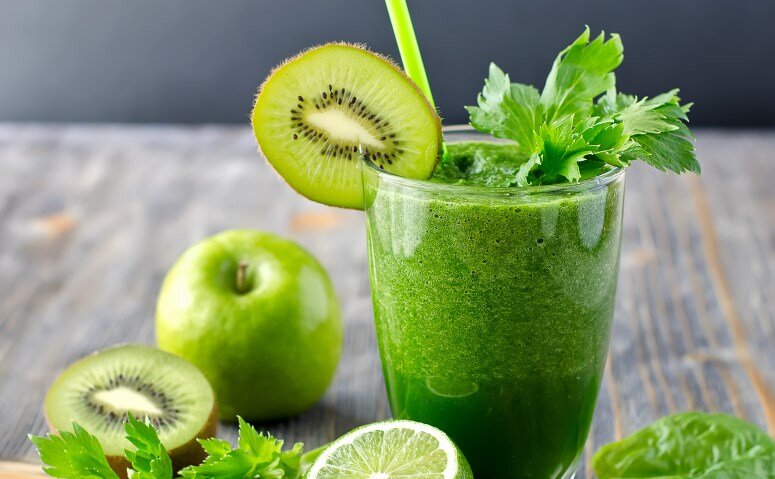 Как почистить авокадо и приготовить простой смузи в домашних условиях