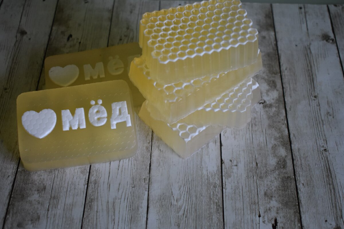 Полезное мыло для тела с увлажняющим и питательным эффектом