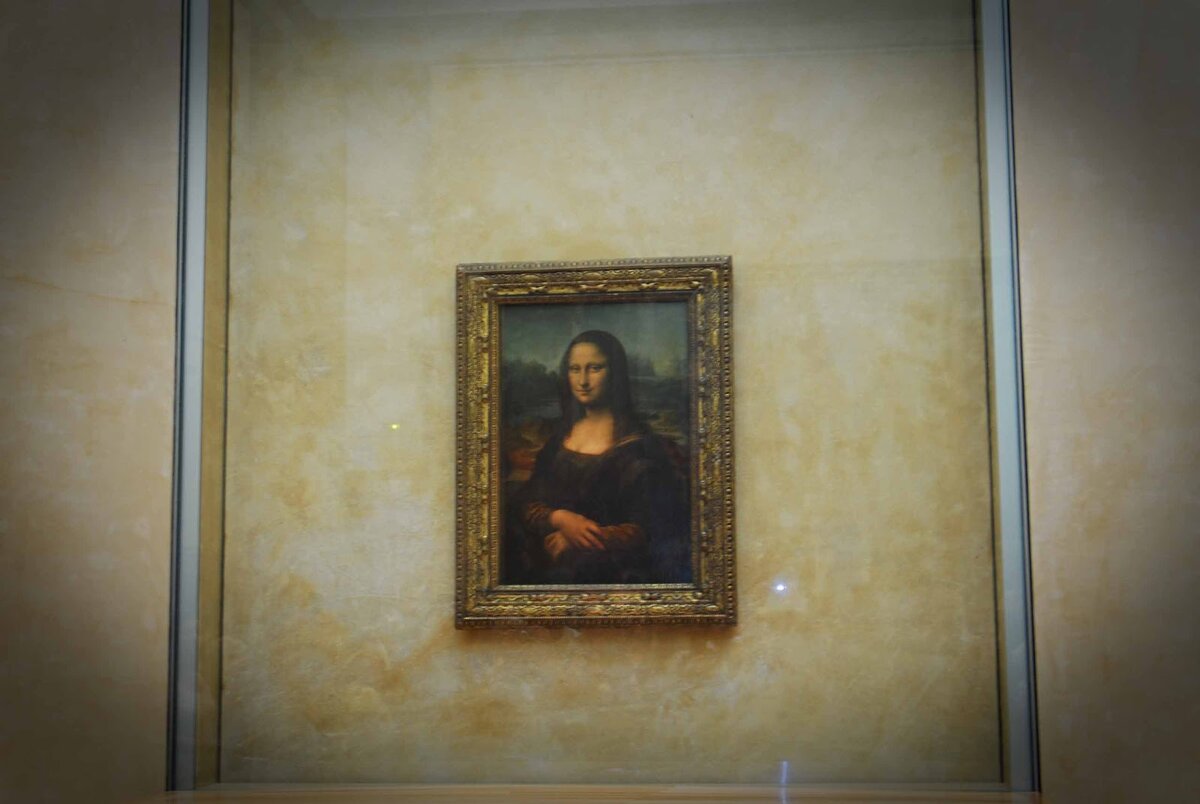  Мона Лиза (La Joconde по-французски) - это портрет итальянского художника эпохи Возрождения Леонардо да Винчи.-2