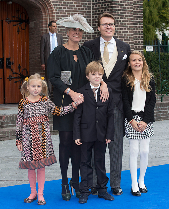 анна принцесса великобритании фото. герб династии виндзоров.