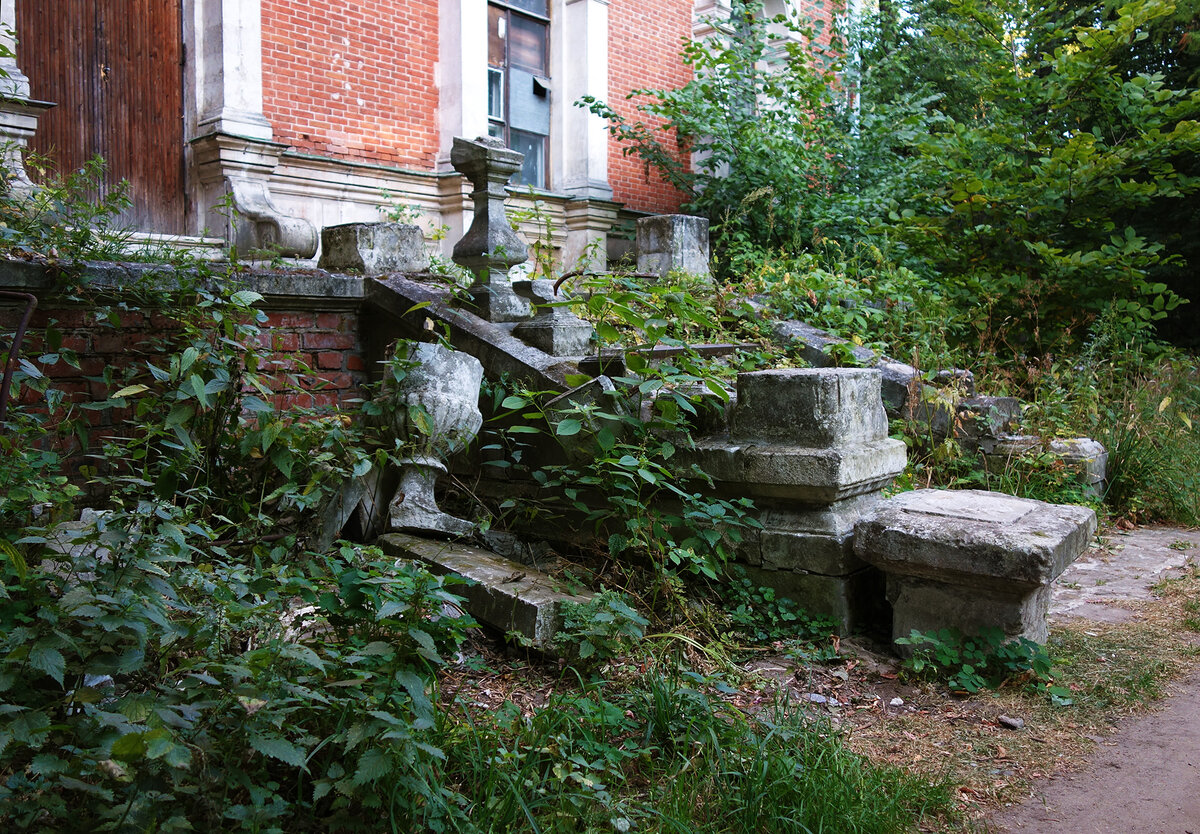 Следы былой красоты. Имение Михаила Измайлова в селе Быково, МО