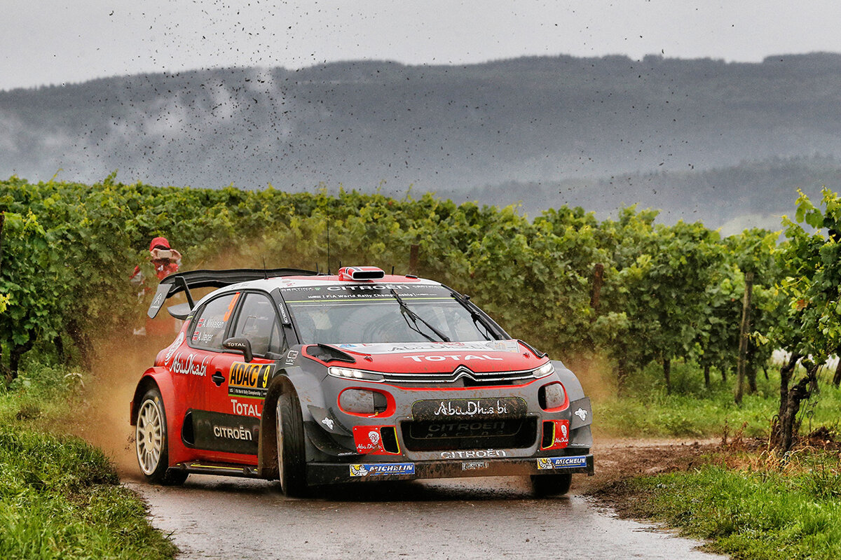 Citroen WRC 2020 inside