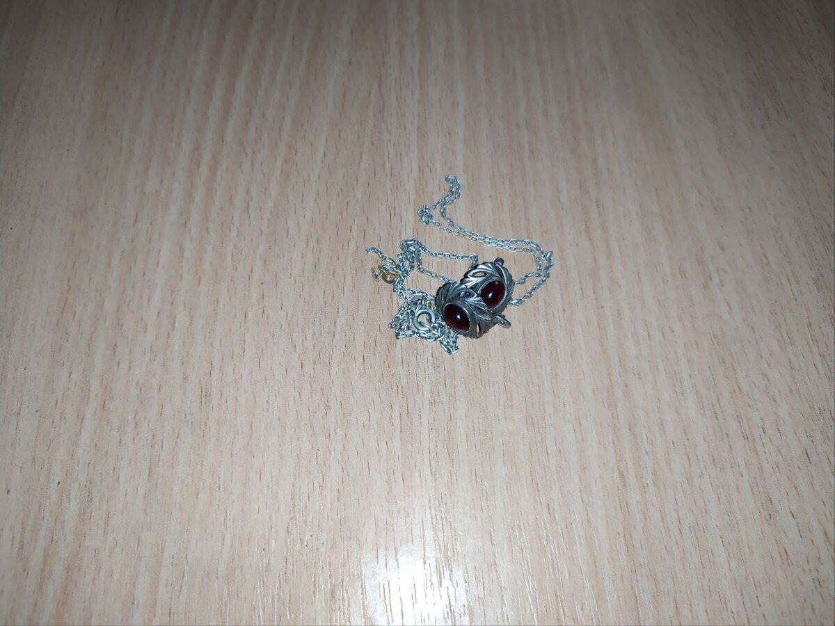 Мамины серебряные украшения, потемневшие и нуждающиеся в чистке