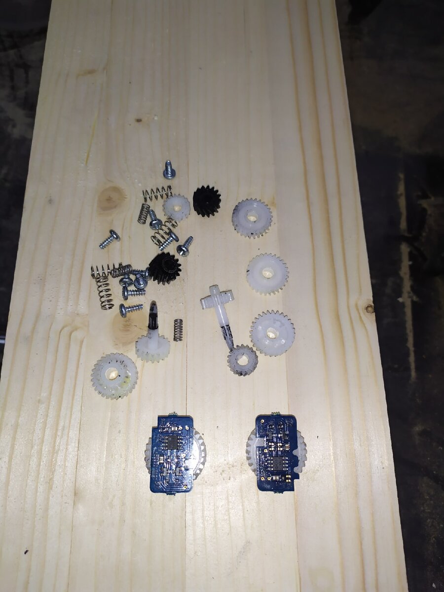 вот такой вот запас с 2-х картриджей