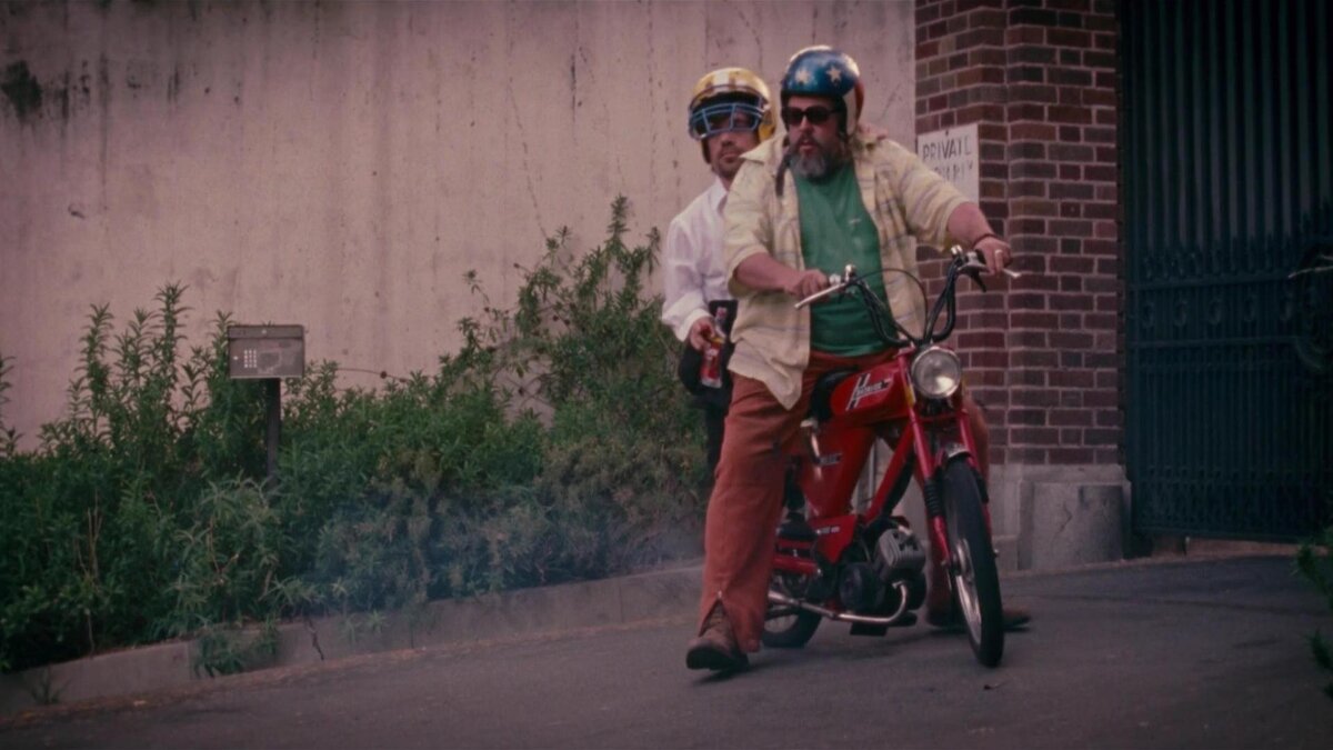 Кадр из фильма "Пит Смаллс мертв" (2010)