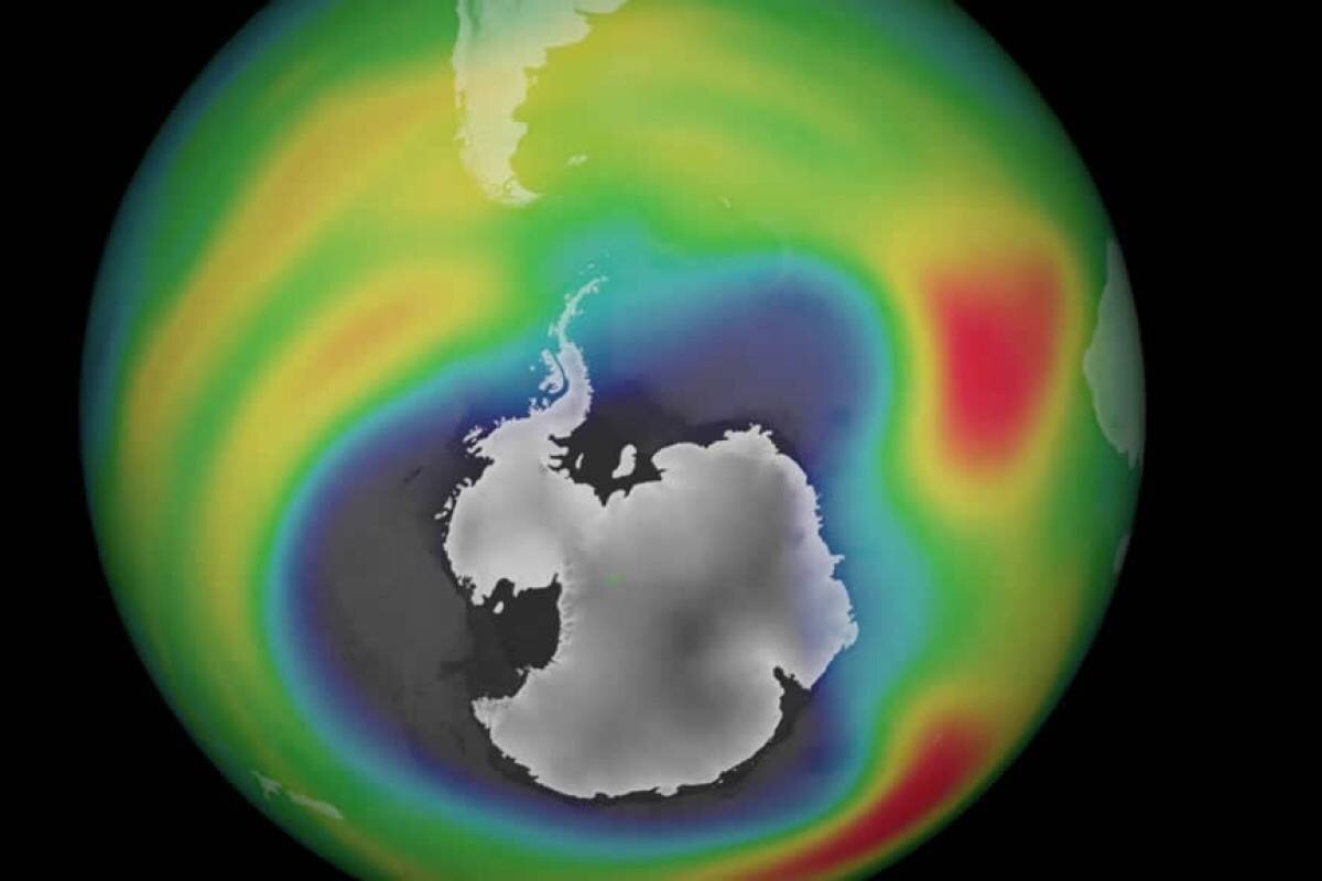 Озоновая дыра над антарктидой фото из космоса