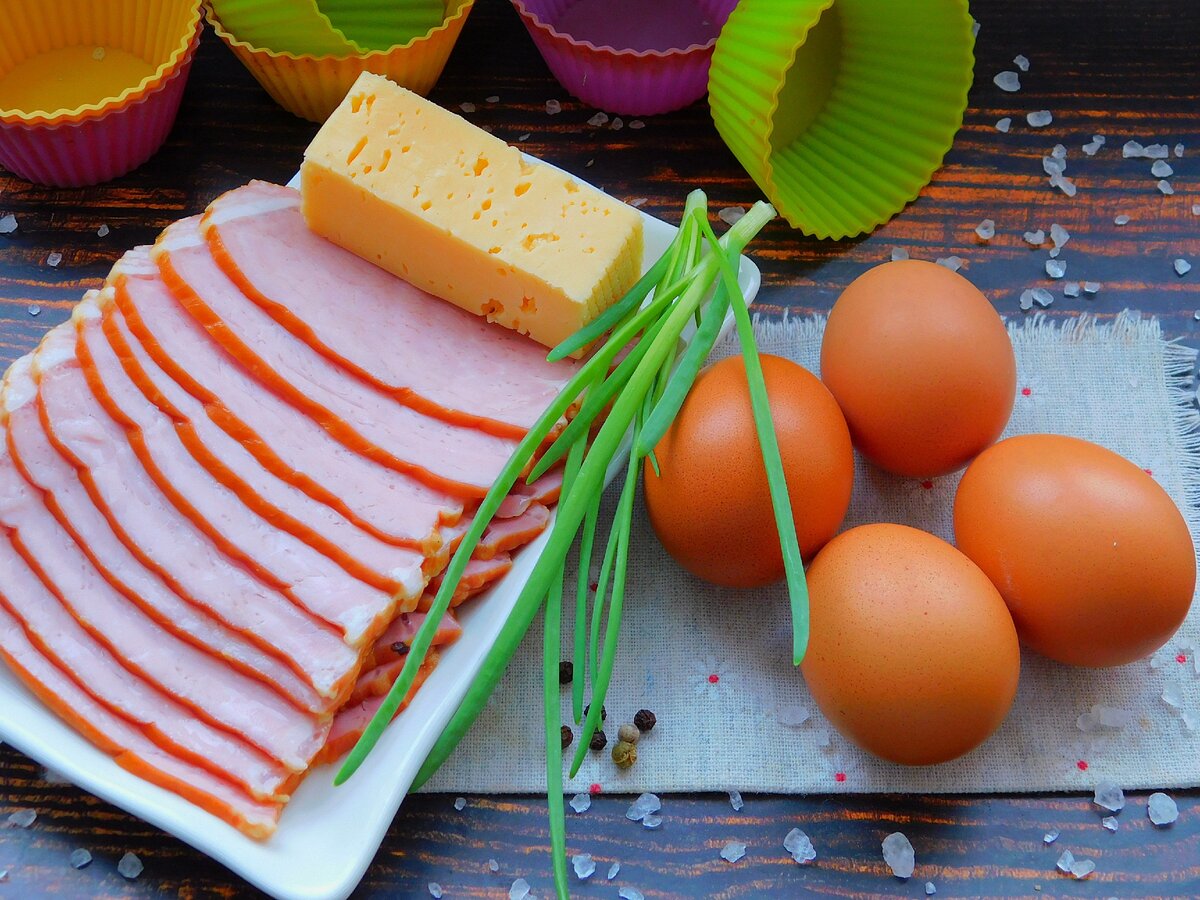 ингредиенты для приготовления буженины с яйцом
