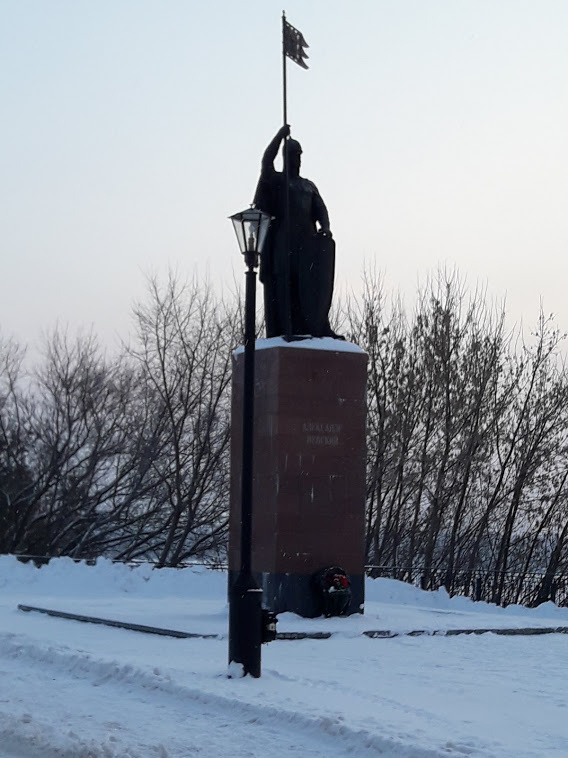 Памятник Александру Невскому. Фото Дремучий мужик