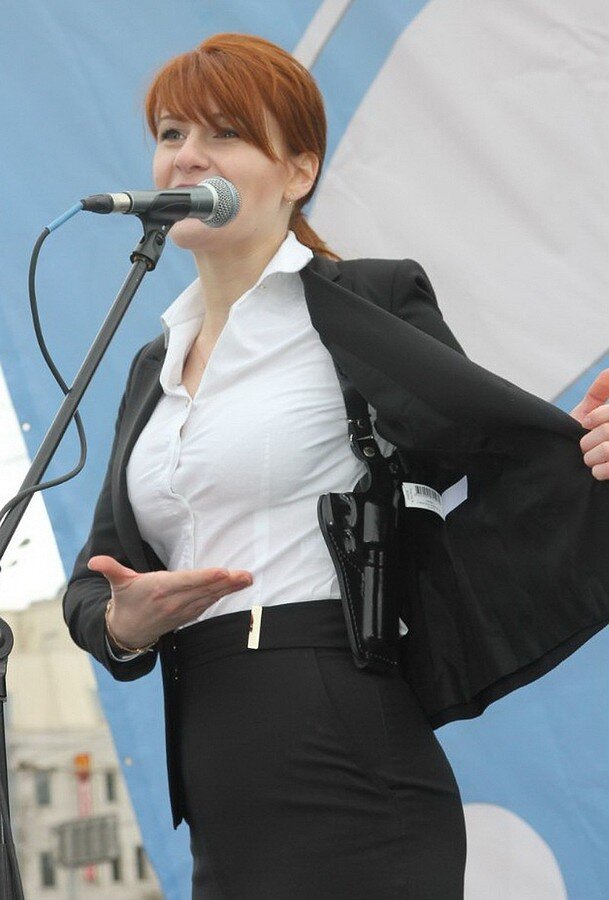     Агент «КэДжиБи», дочь Петрова и Боширова.
