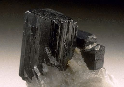 Колумбит-танталит