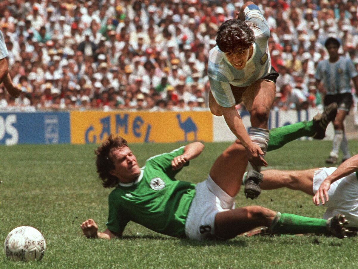 1986 год включит в себя 13-ый Чемпионат Мира по футболу.